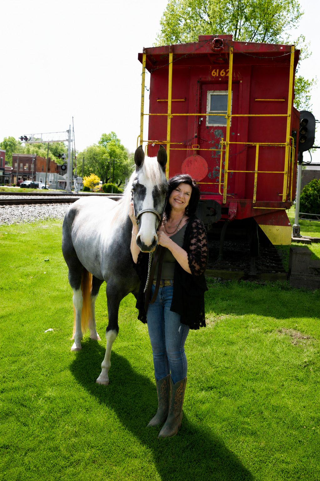 Melissa Sterling with her horse Beau in Wartrace Tennessee